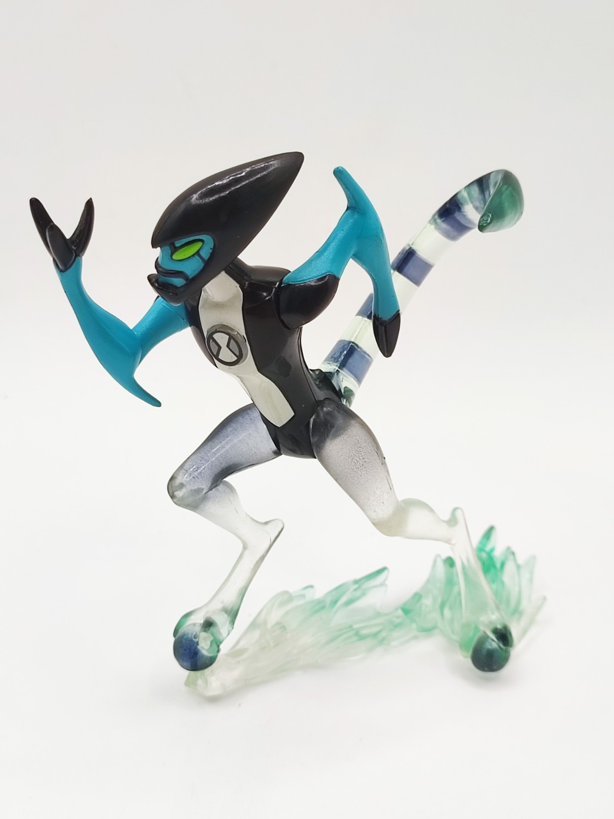 BANDAI BEN 10 2007 - ACTION FIGURE - SERIE 2 XLR8 TRASPARENTE - OTTIME CONDIZIONI