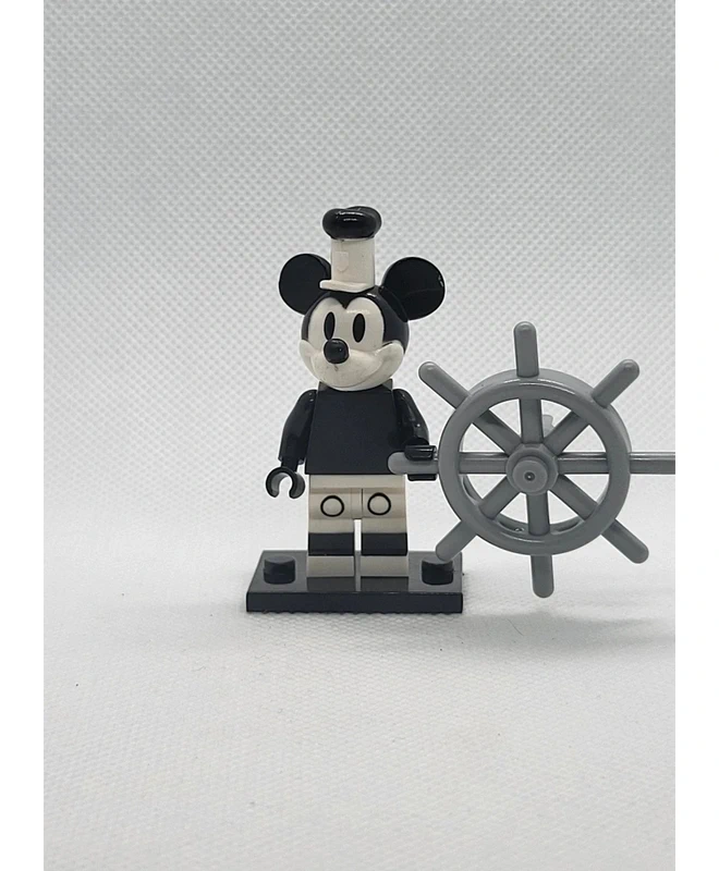 Personnage type lego – Mickey Mouse Steamboat Willie (Lego-style Character – Disney)