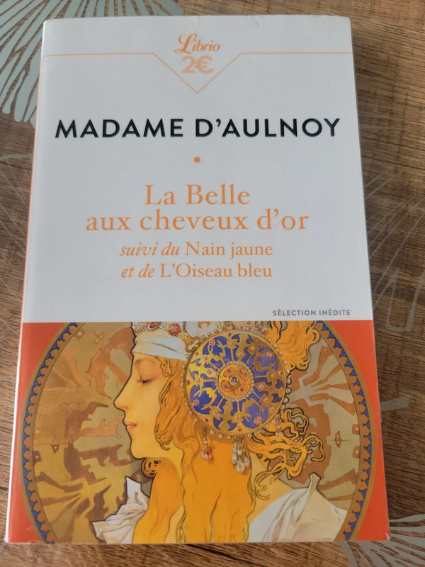 Livre La belle aux cheveux d or