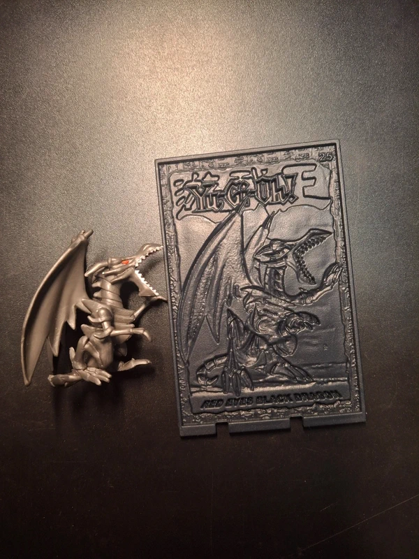 Figurine Yugioh Mattel Dragon Noir aux yeux Rouges 1996