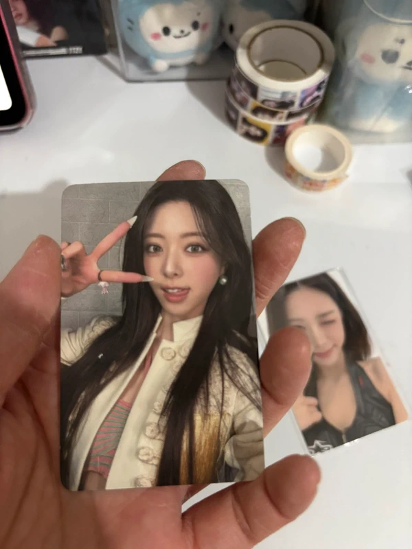 Yuna photocard motto