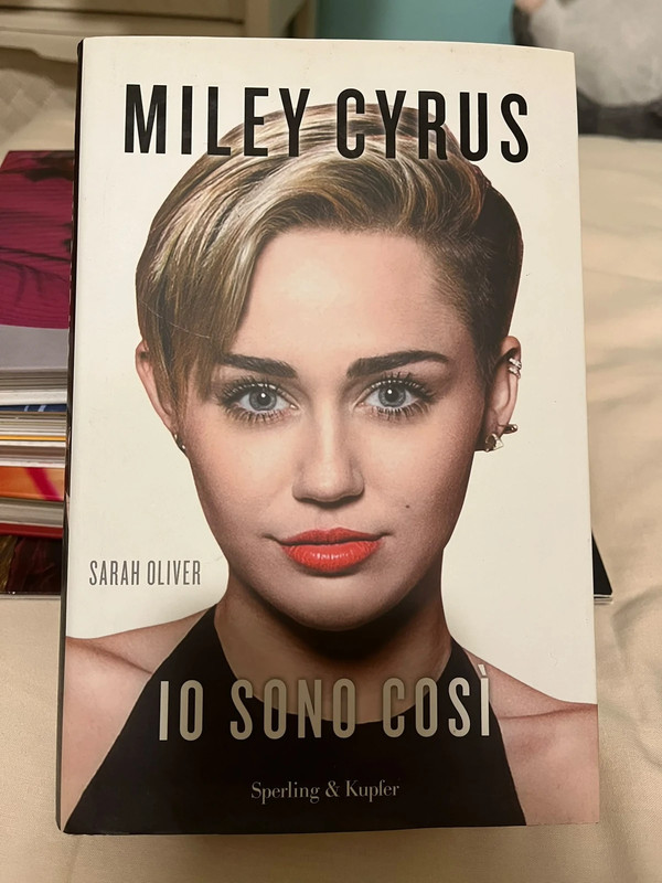 Libro Biografico di Miley Cyrus - Io Sono Così