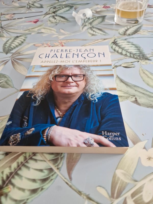Livre pierre jean chalençon