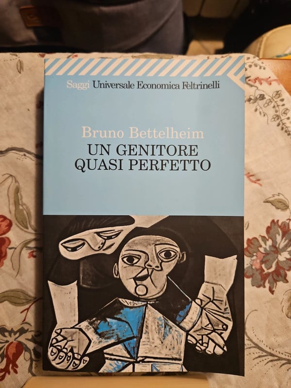 Libro Feltrinelli Un genitore quasi perfetto