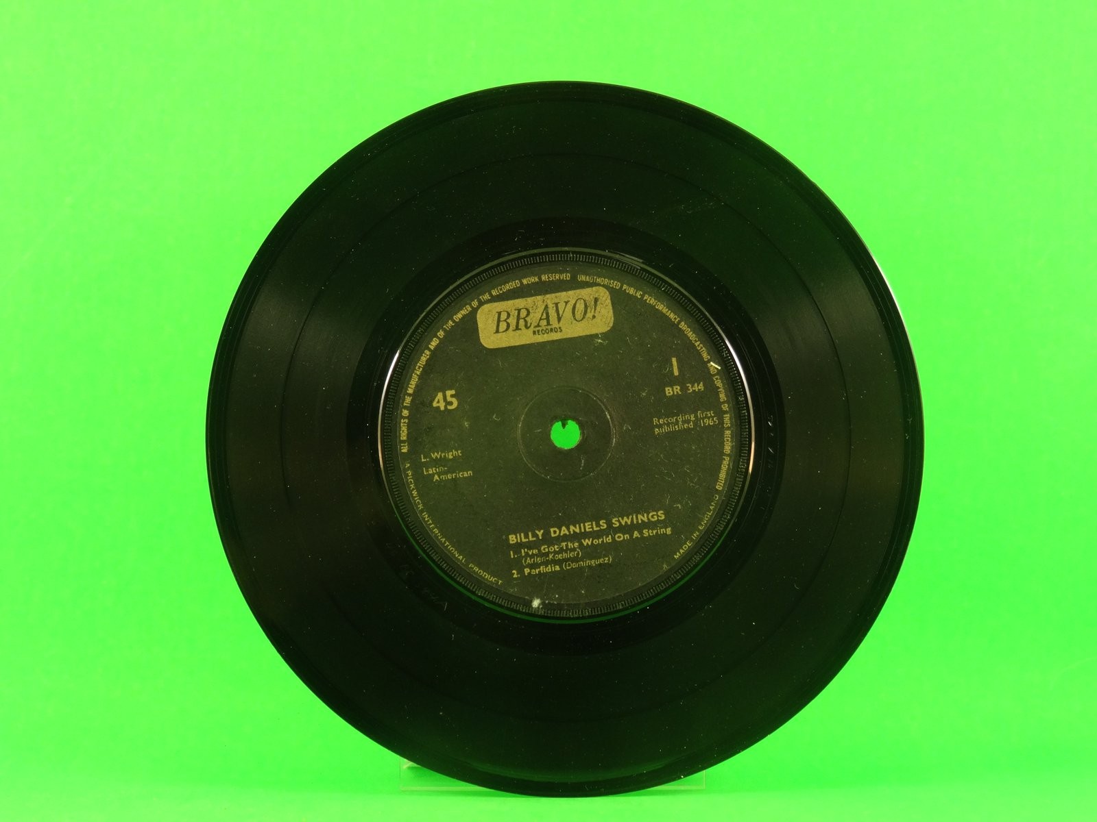 DANIELS,BILLY BILLY DANIELS SWINGS (137) 7" BRAVO