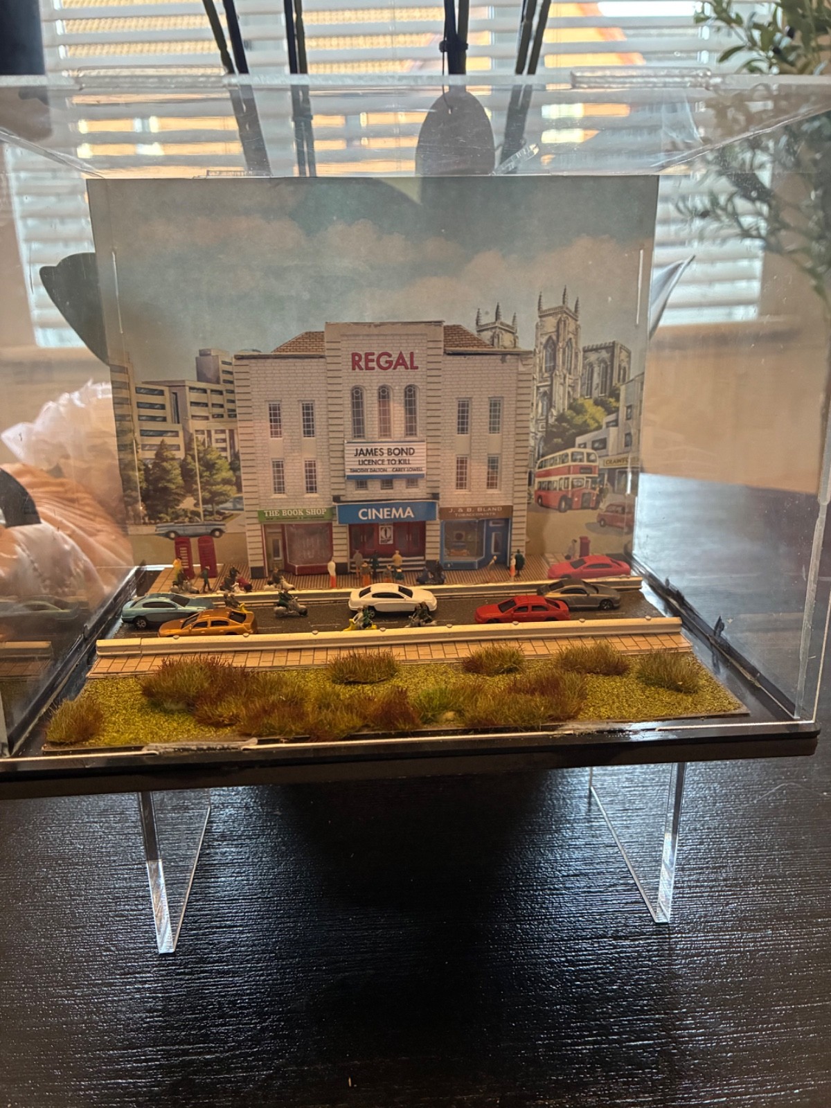 JAMES BOND LICENZA PER UCCIDERE REGAL CINEMA DIORAMA SI ILLUMINA SUPERBO RARO