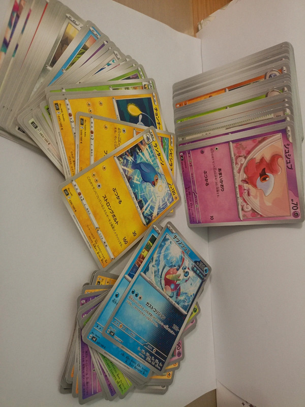 Lotto bulk 110 carte Pokémon giapponesi