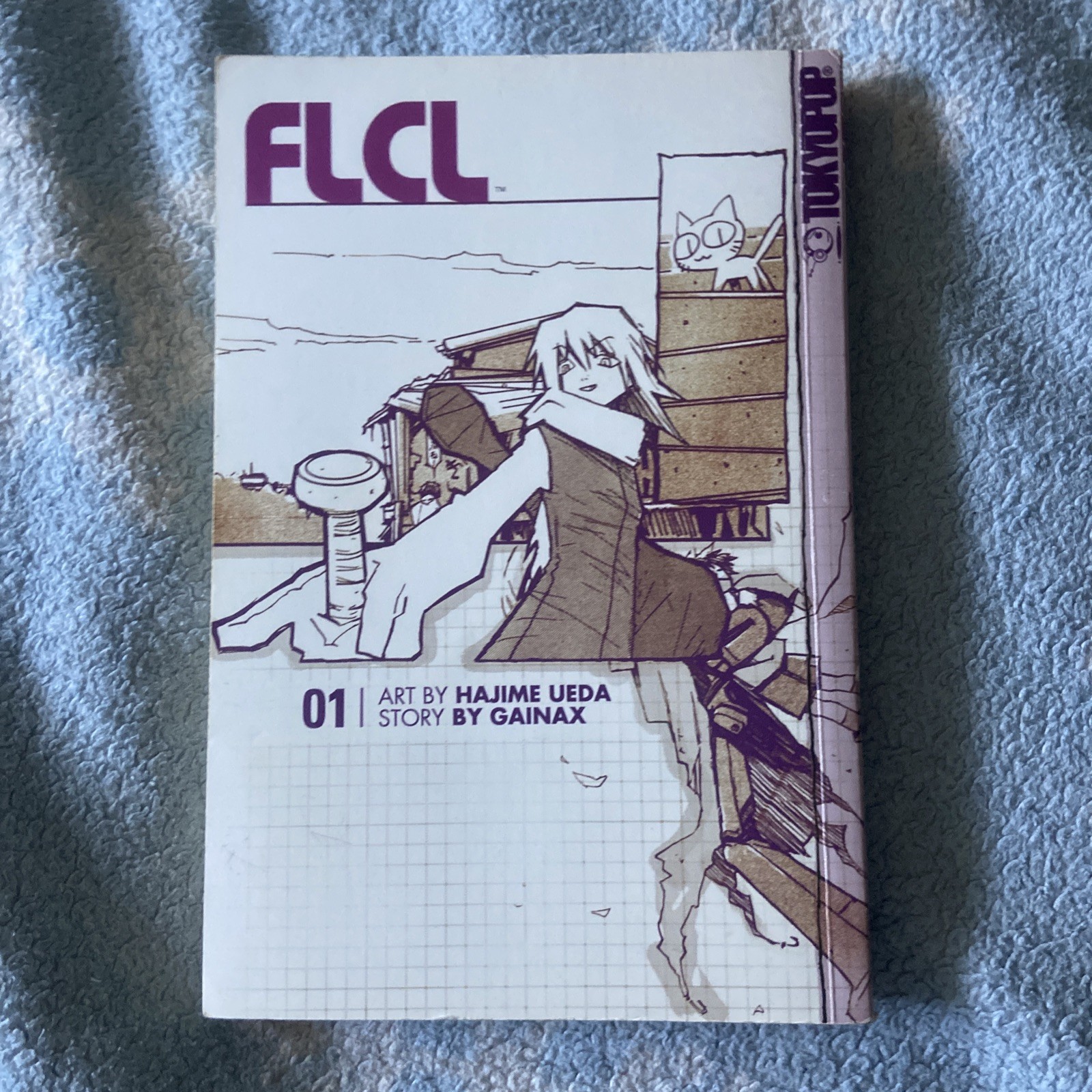 Gainax FLCL manga volume 1 Tokyopop 2003 Hajime Ueda