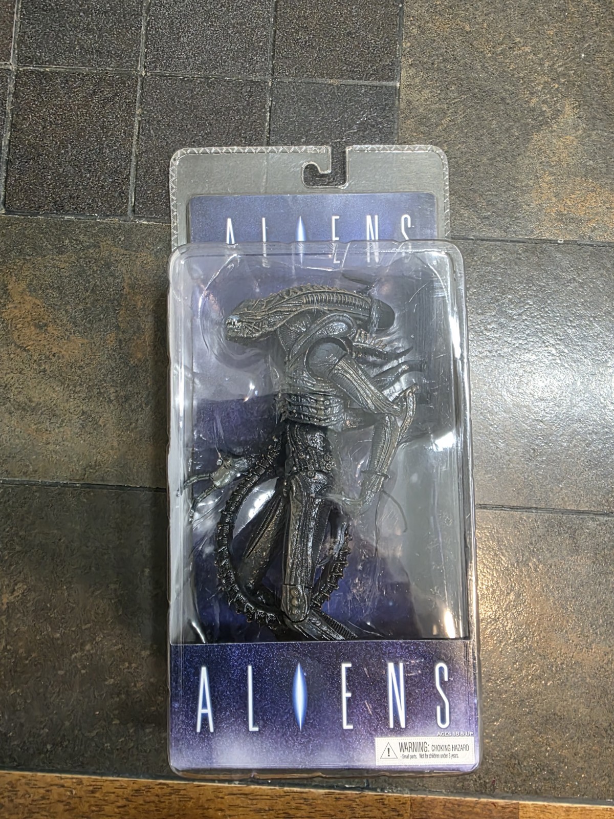 Modellino NECA Aliens Alien nuovo versione 2009