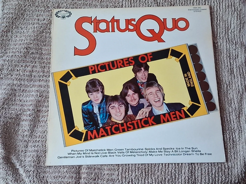 disque vinyle 33T LP best of de Status Quo "Pictures of matchstick men" en tres bon etat