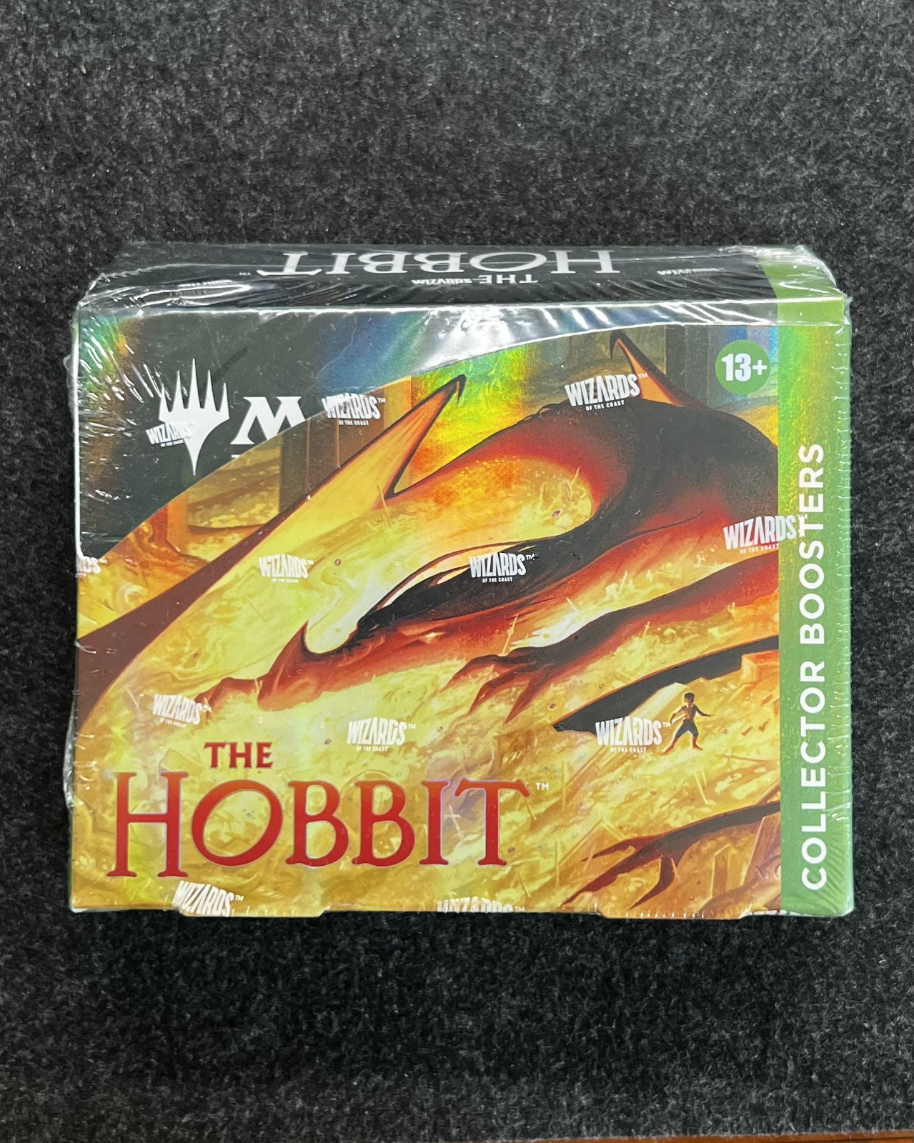 Magic The Hobbit Collector's Booster Display Box SEALED ENG IN HAND