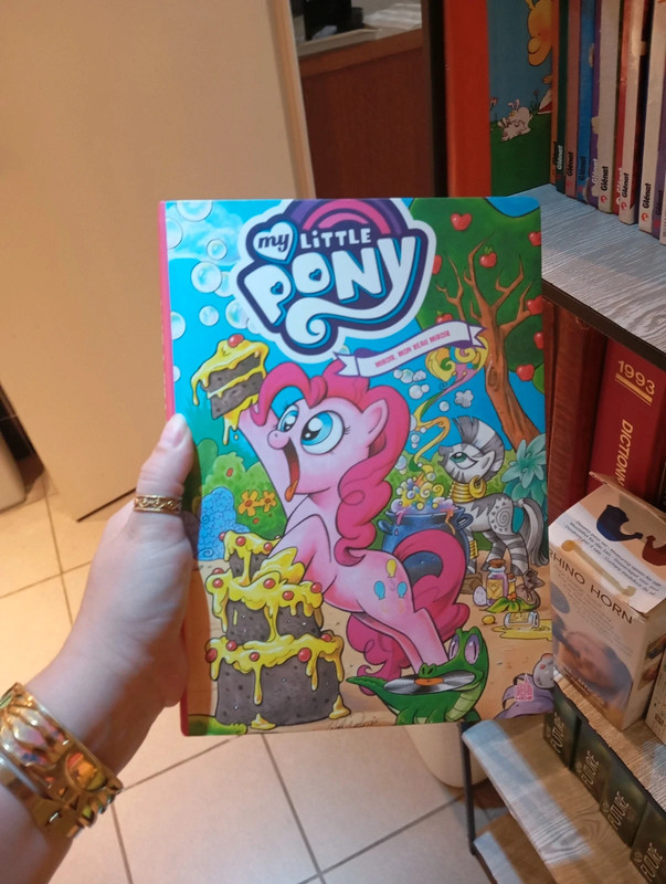Livre my little pony tom 3