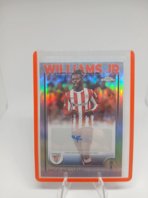 Nico Williams Topps Chrome Auto