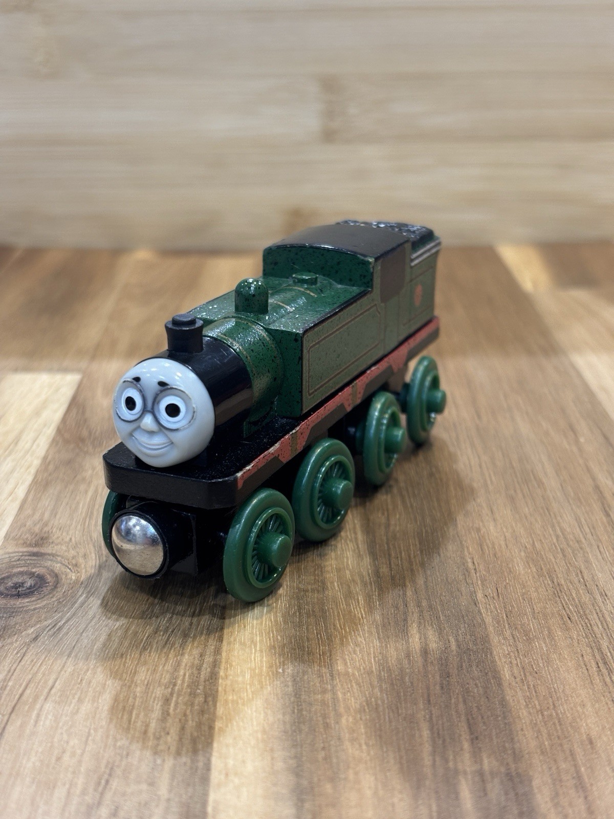 Trenino ferroviario vintage Thomas & Friends Whiff in legno raro carbone verde