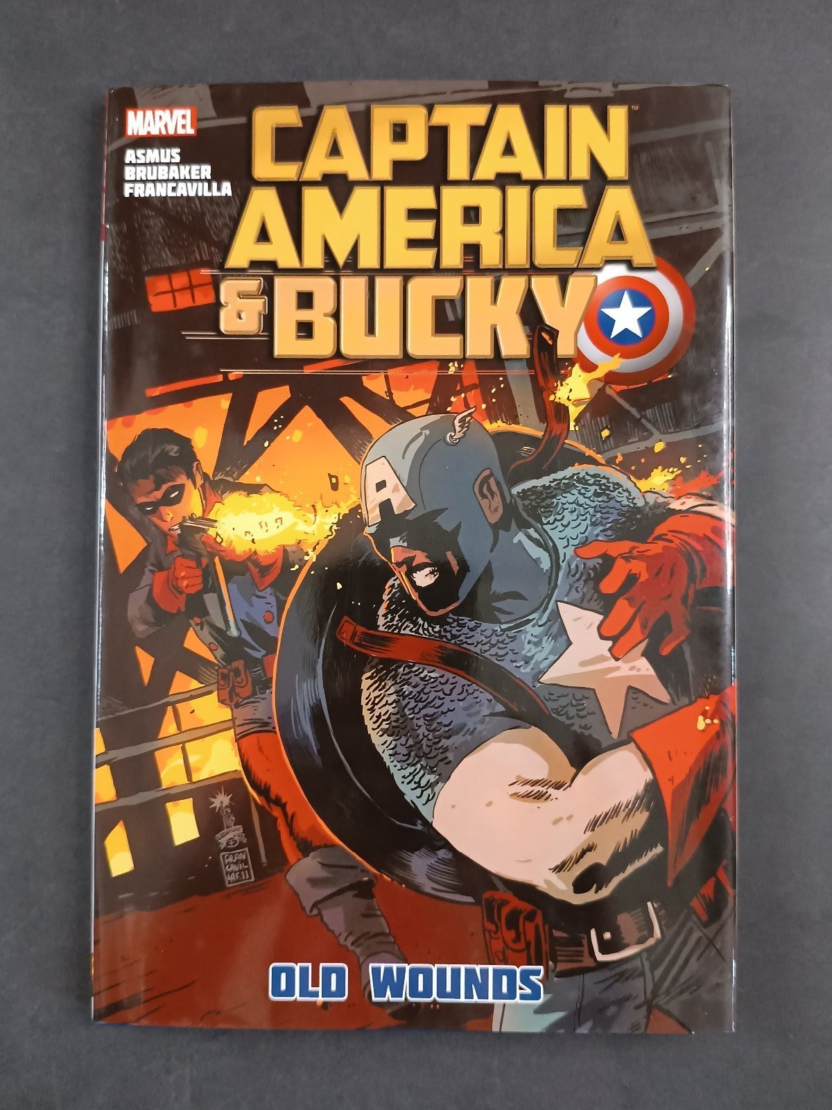 Fumetto MARVEL CAPTAIN AMERICA & BUCKY OLD WOUNDS  (tedesco)