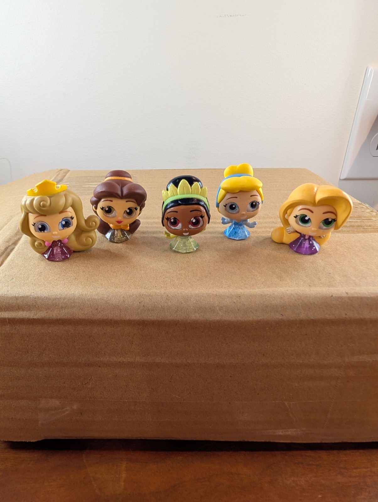 Disney Portables Principesse Gioiellate Cenerentola Tiana Raperonzolo Aurora Belle 5pz