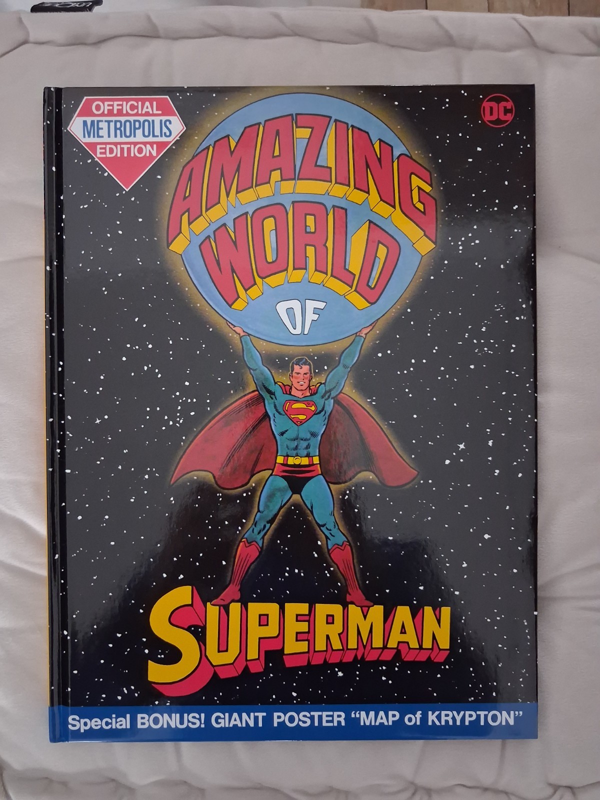 The Amazing World of Superman (Tabloid Edition): Edizione Ufficiale Metropolis