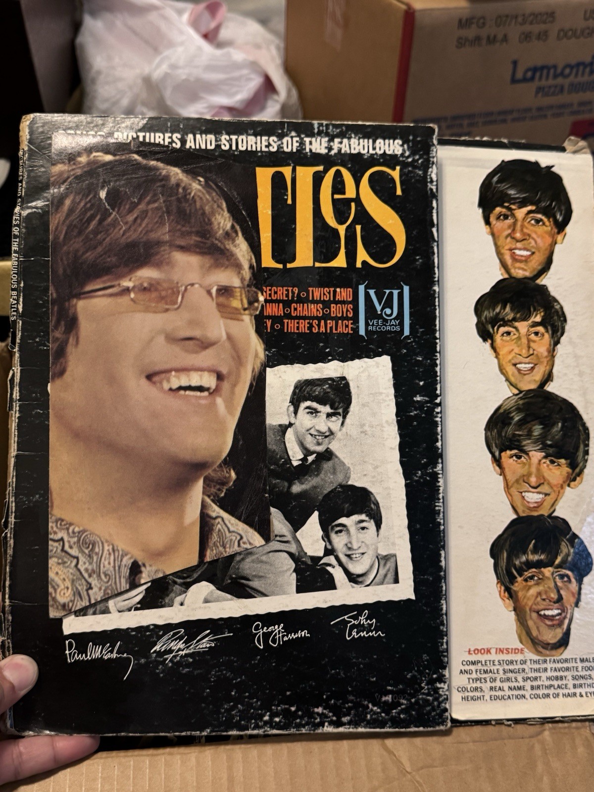 The Beatles VJLP 1062 inside song pictures stories VJLP 1092-Vee-Jay 1964
