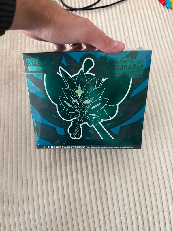 ETB Pokémon Mascarade Crépusculaire – Écarlate et Violet