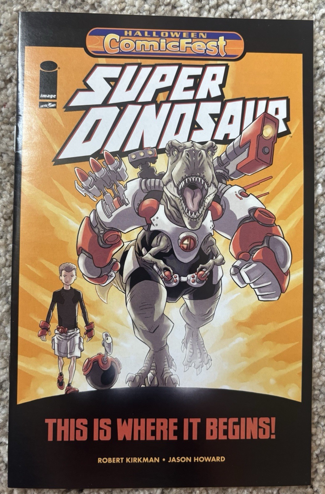  Super dinosauro Halloween ComicFest Robert Kirkman Jason Howard fumetto