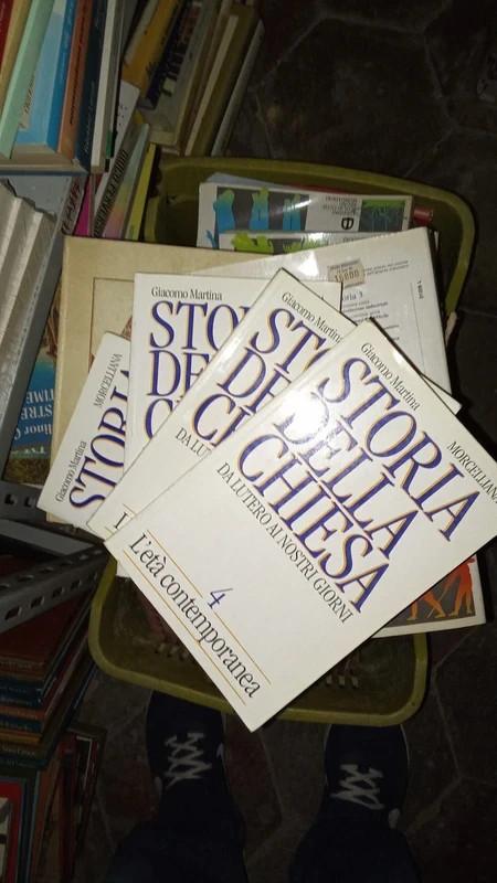 Storia della Chiesa . Da Lutero ai giorni nostri. 4 volumi
