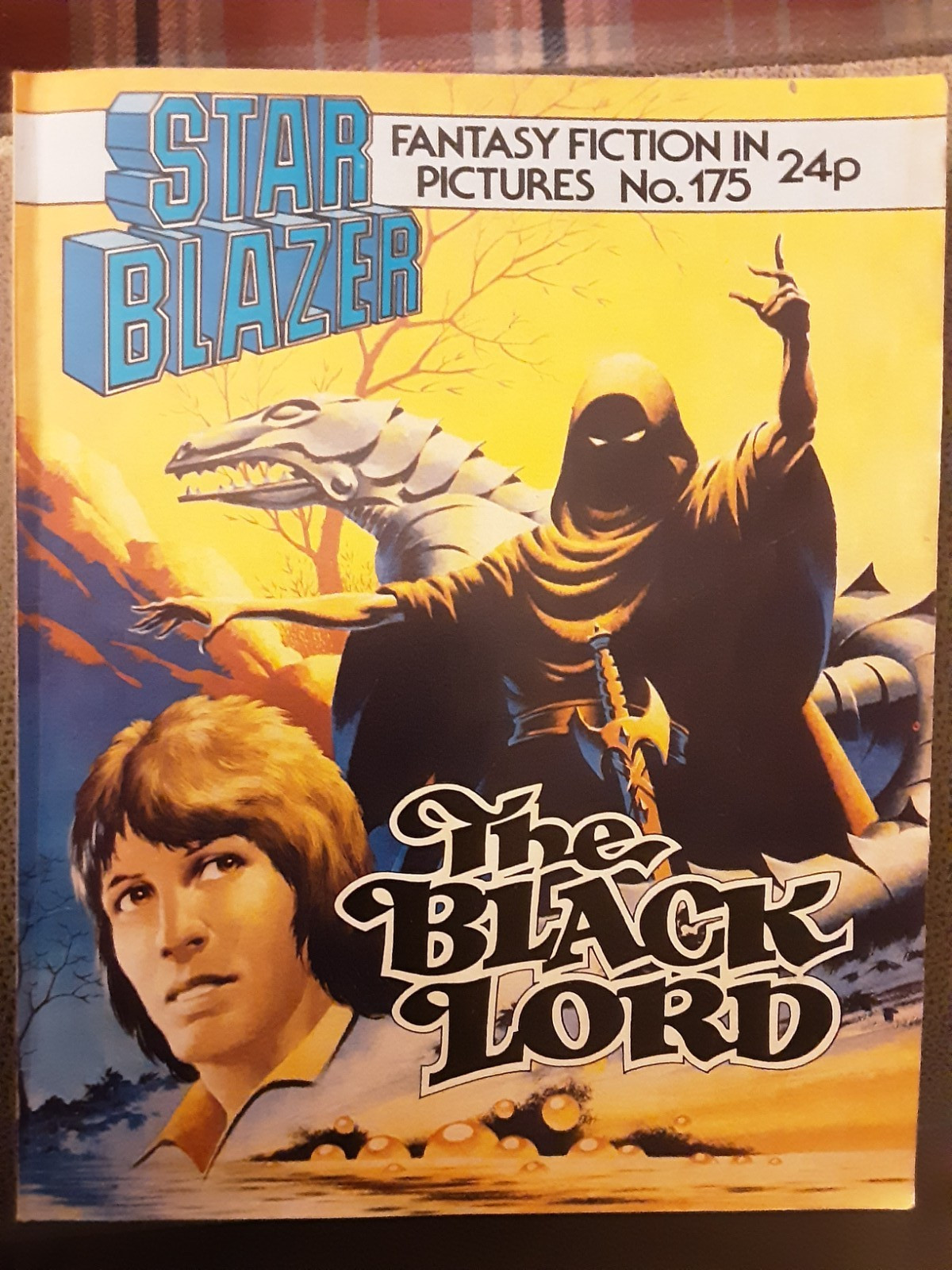 STARBLAZER FANTASY FICTION IN PICTURES COMIC NO 175 "THE BLACK LORD" FROM  1986