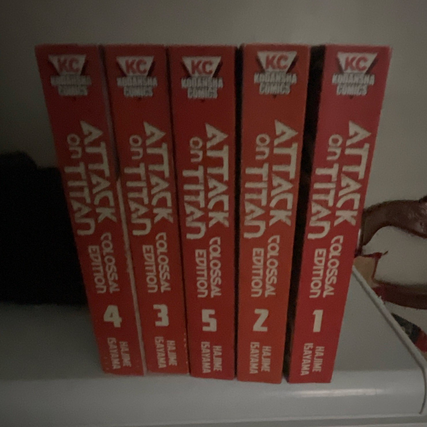 Attack on Titan Colossal Edition Omnibus Manga Lotto Volumi 1-5 Kodansha Comics