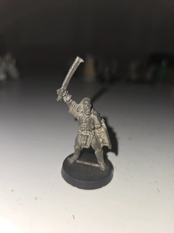 Capitán Uruk-Hai de metal