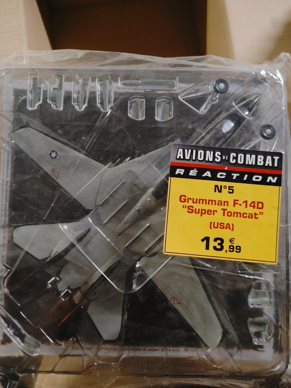 Lot 2 avions Altaya 1/72 F-14 + J-10