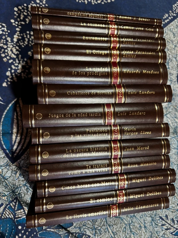 Colección de novelas y obras literarias de la Biblioteca Cultural RTVE