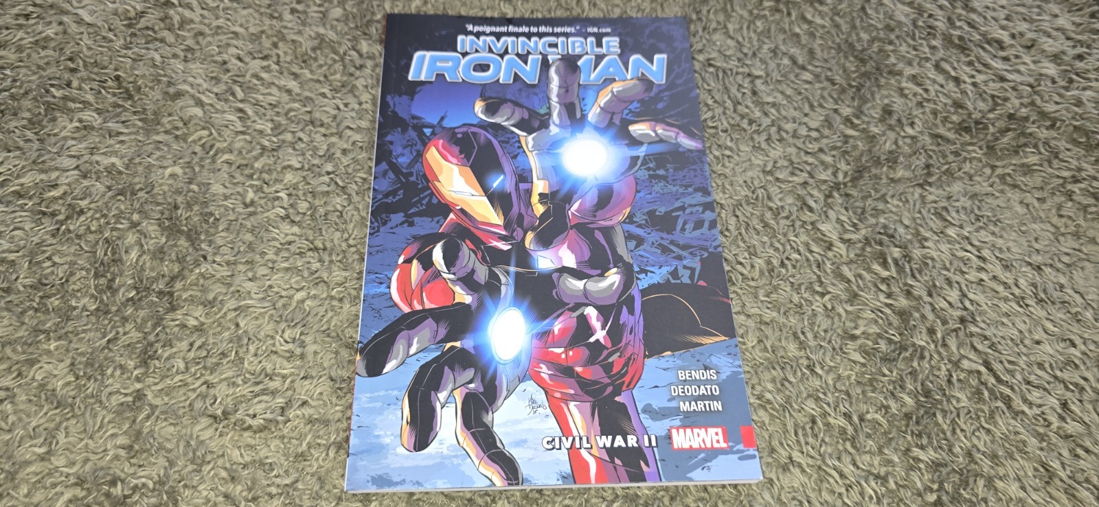 Invincible Iron Man Civil War II 2 First Print TPB Graphic Novel Bendis Deodato 