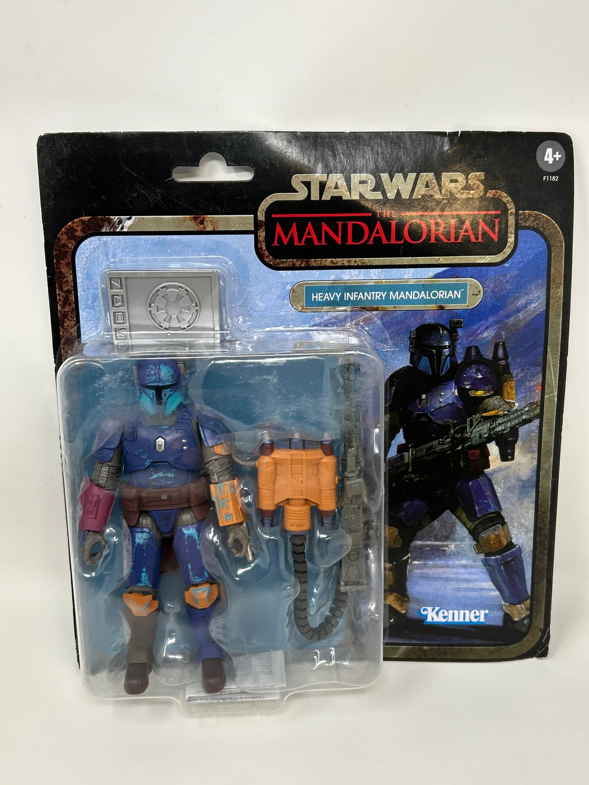 Star Wars The Black Series Credit Collection Heavy Infantry Mandalorian Toy 6-In