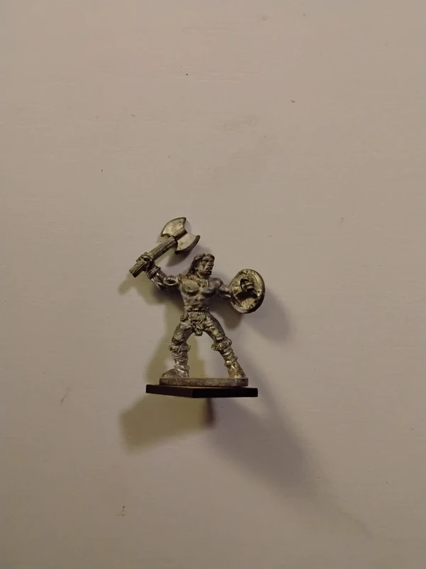 Grenadier Barbarian