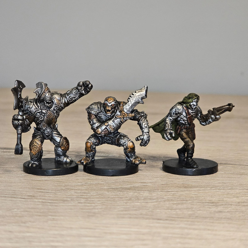 Dungeons & Dragons – Lot de 3 Warforged – War Drums / Dungeons of Dread / Giants of Legend