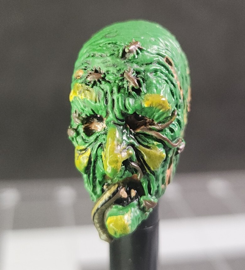 NECA Halloween 3 Stagione della Strega Figura Foraggio Corrotto Strega Maschera Testa