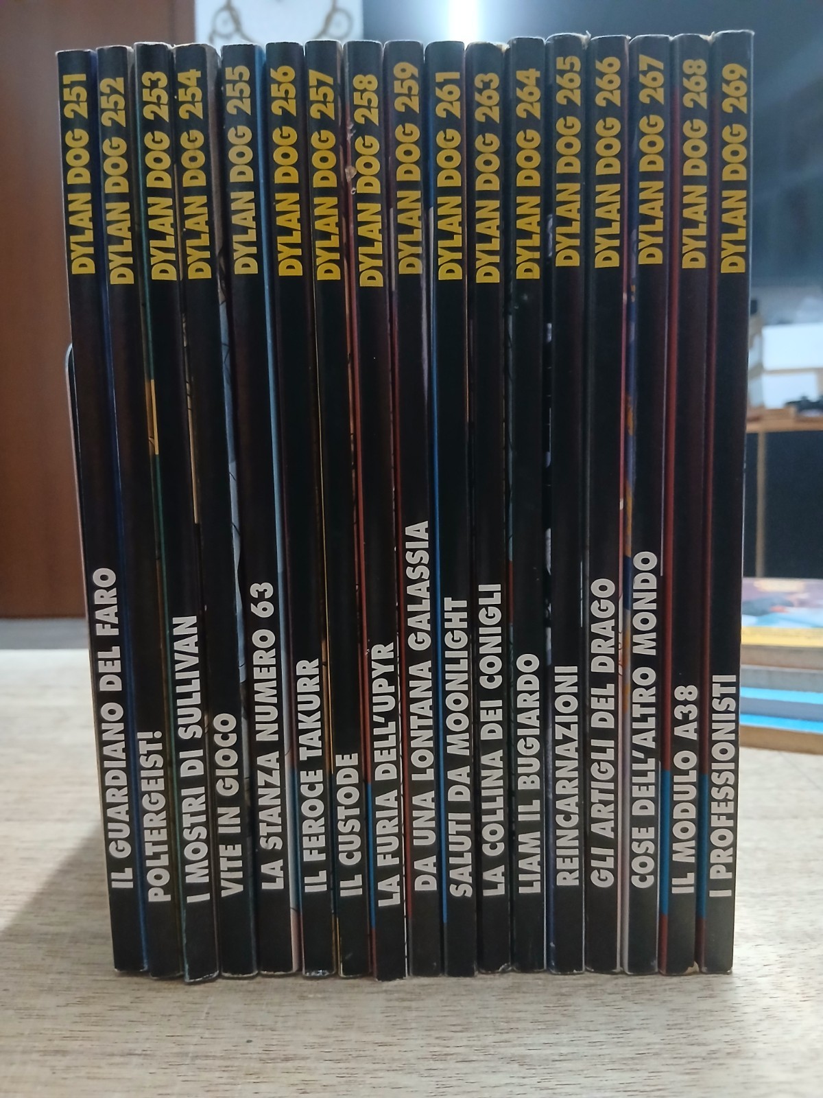 Dylan Dog Lotto nn. 251-270 + Speciale 13 Goliath Bonelli Sclavi 1993