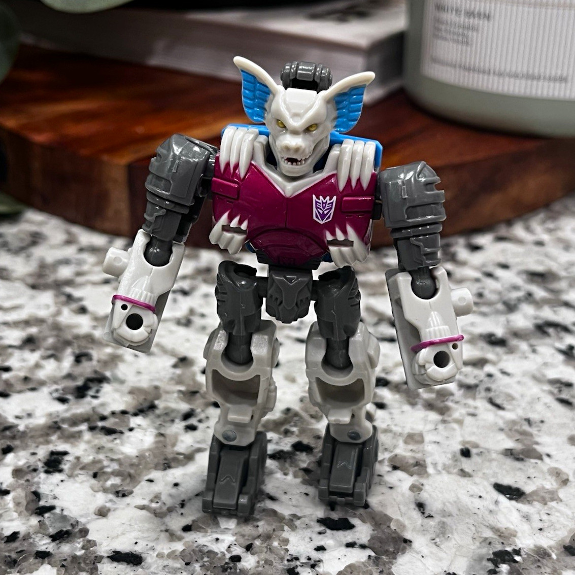 Hasbro Transformers Rattrap Mouse Action Figure Robot di Plastica Grigio Blu Viola