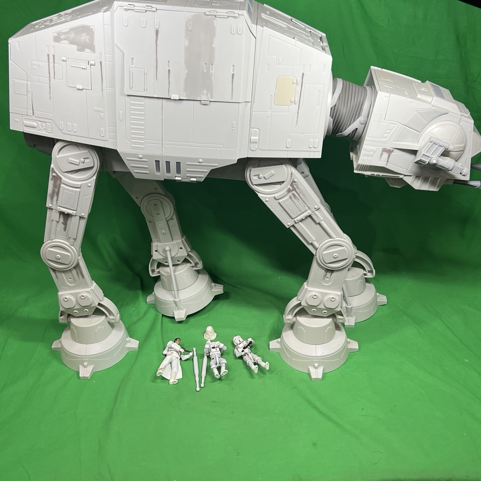 Hasbro 2010 Big AT-AT Walker Legacy Collection - Figurine Extra - Completo
