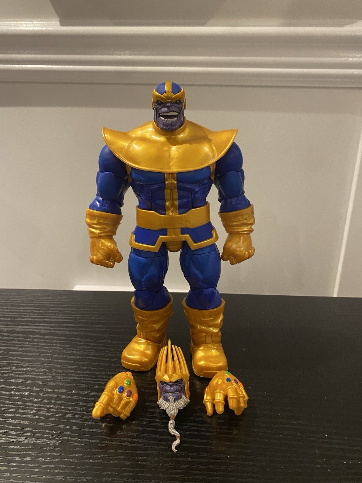 Hasbro Marvel Legends Deluxe Thanos (Infinity Gauntlet Comic Version). Complete