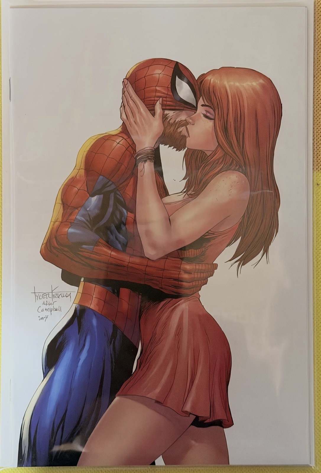 ULTIMATE SPIDER-MAN #2 * QUASI NUOVO + * TYLER KIRKHAM VARIANTE VERGINE MARY JANE KISS 🔥🔥