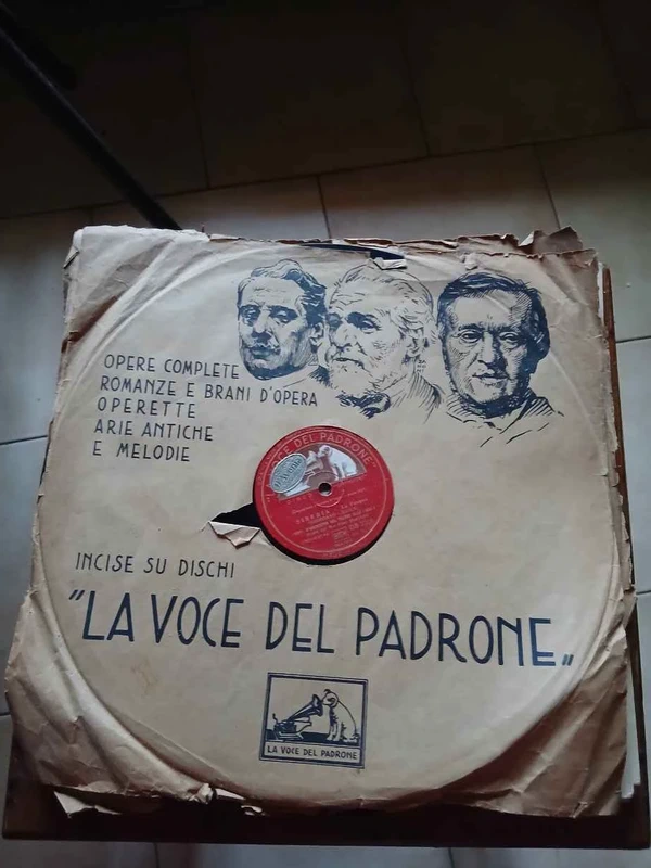 antichi dischi a 78 giri in gommalacca L'amico Fritz e Siberia