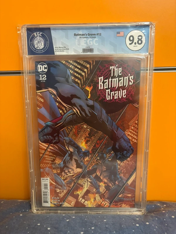 Fumetto DC Comics Batman's Grave n. 12 Gradato EGC 9.8