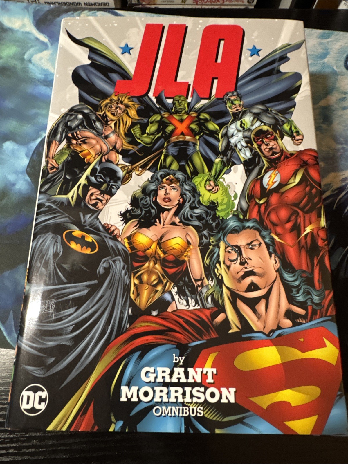 JLA By Grant Morrison Omnibus HC copertina rigida DC Comics graphic novel non letto