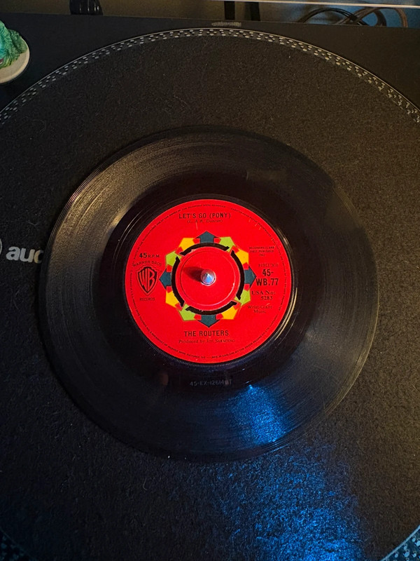 The Routers - Let’s Go Pony / Mashy