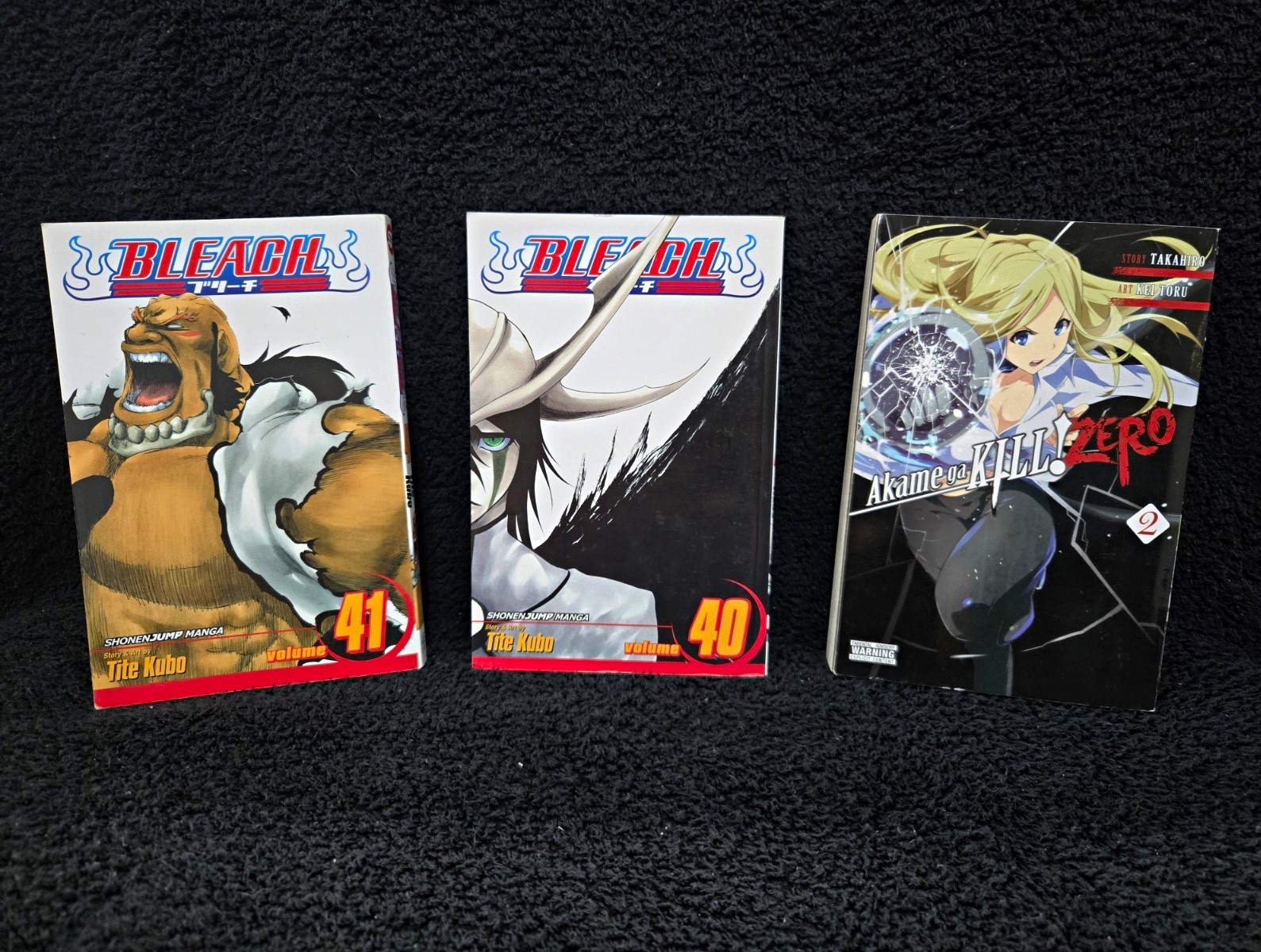 Bleach Manga Vol 40 41 Tite Kubo Viz + Akame ga Kill Zero Vol 2 lotto inglese