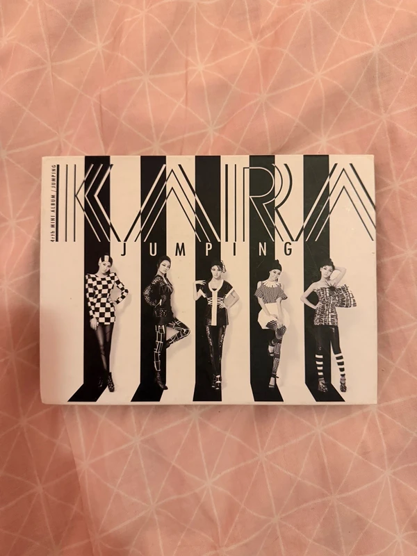Jumping - kara
