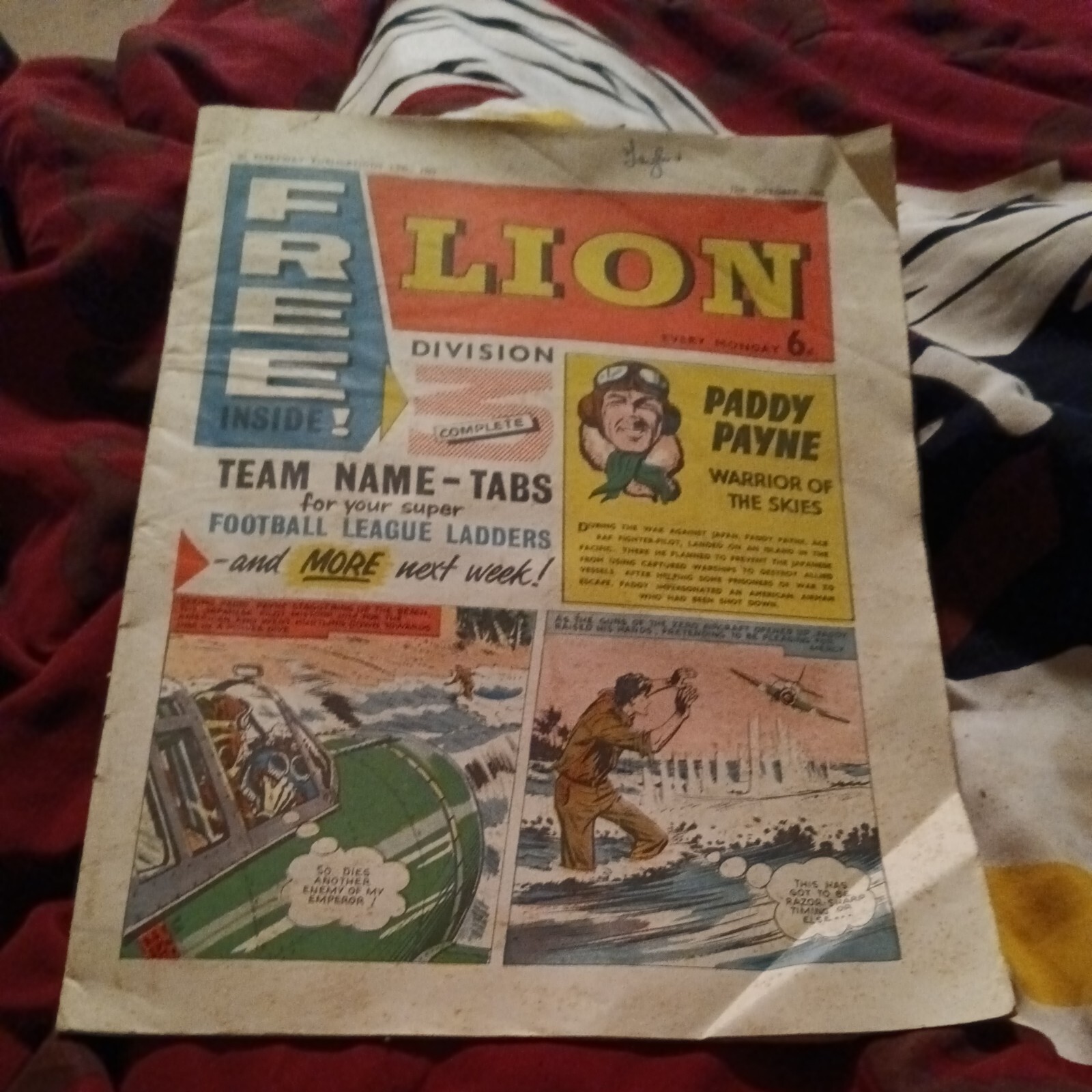 LEONE 12 OTTOBRE 1963 SETTIMANALE BRITANNICO UK FUMETTO storie di guerra silver age periodico