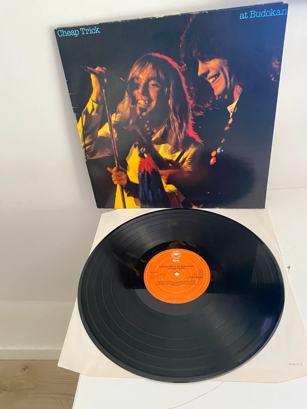 Cheap trick