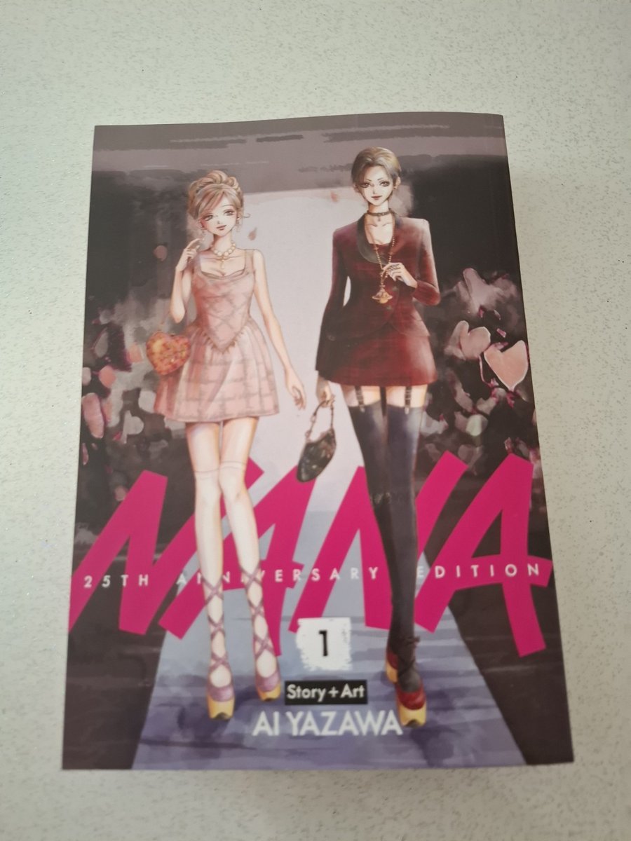 Nana 25th Anniversary Edition Vol. 1: Vivienne Westwood ed & cut out dolls(used)