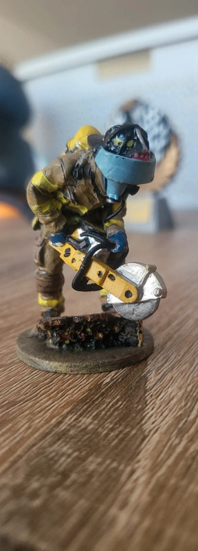 Figurine pompier en plomb americain